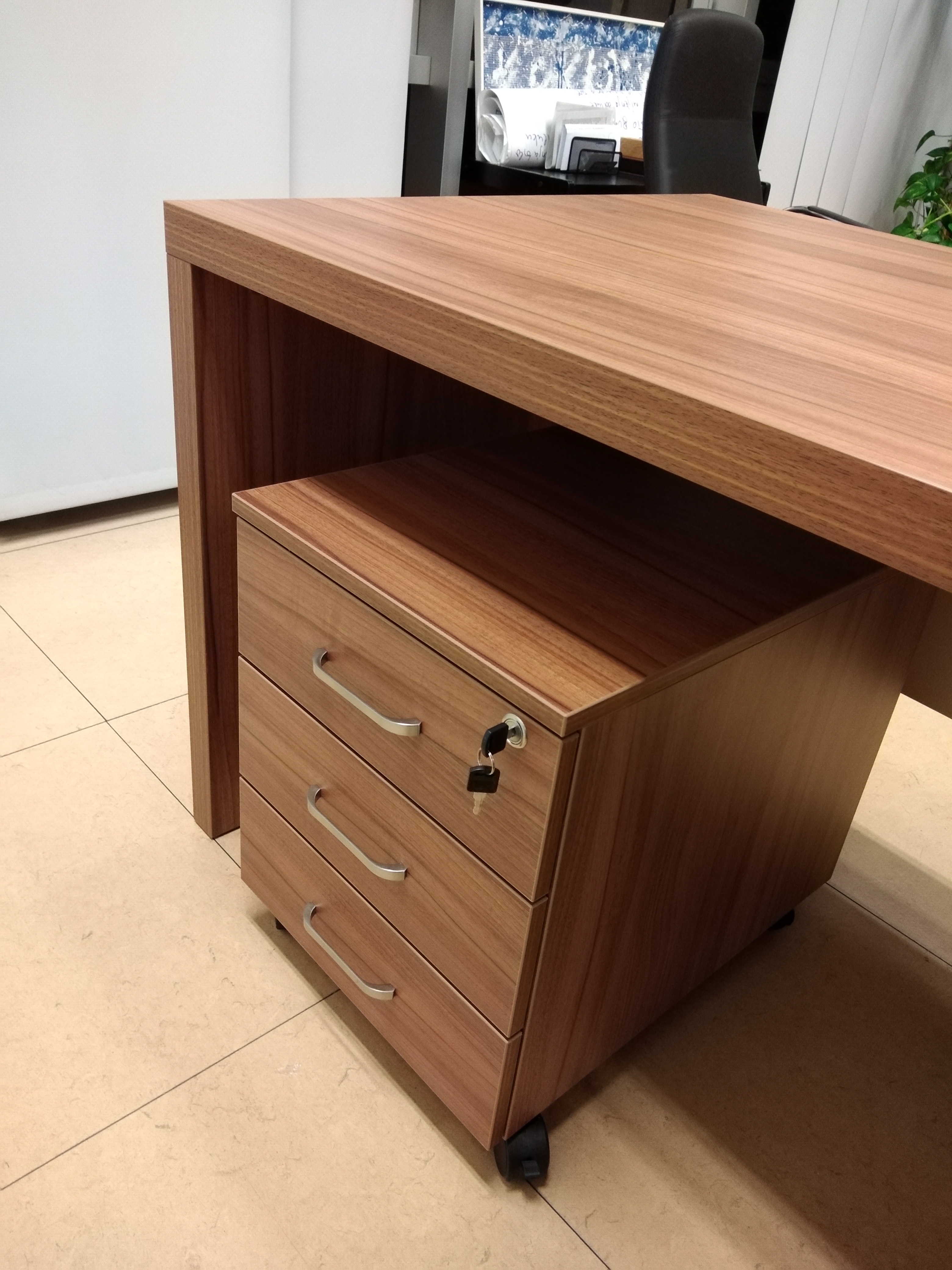 EXTREME - kubusni stolovi